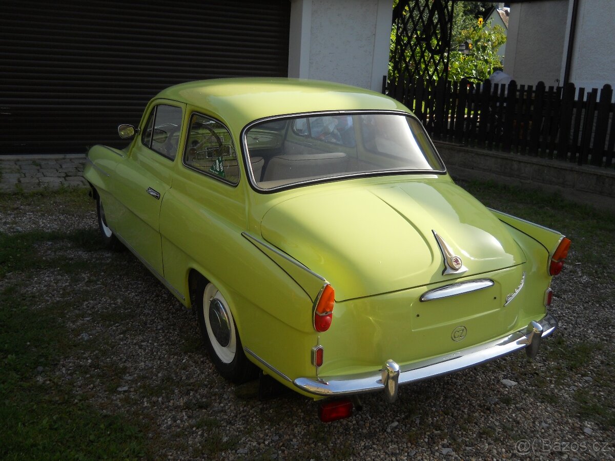 ŠKODA 985 Octavia - 2