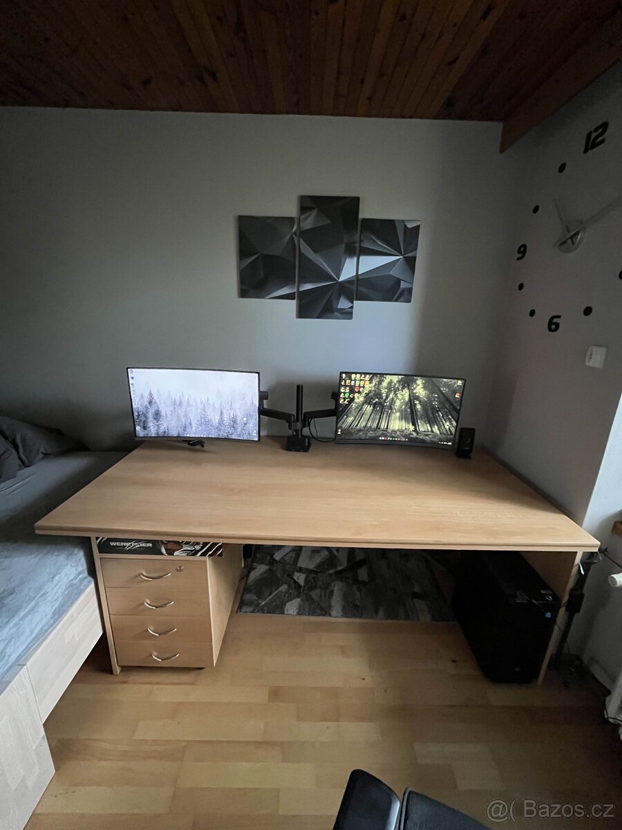 psací stůl - 2