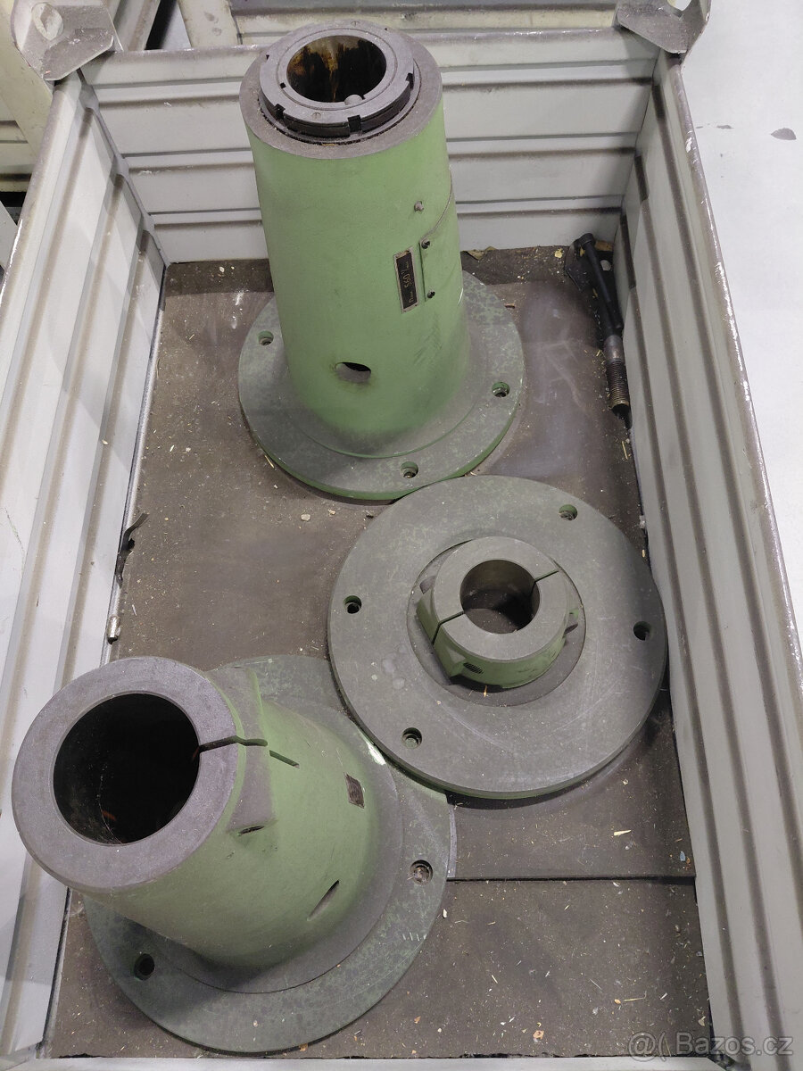 Dělička, otočný stůl - 2