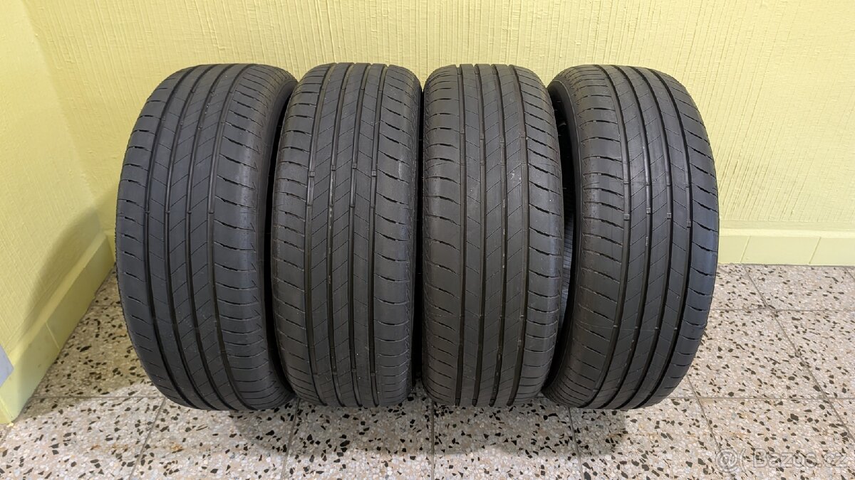 Letní pneu 235/55/R18 100V , Bridgestone Turanza T005. - 2