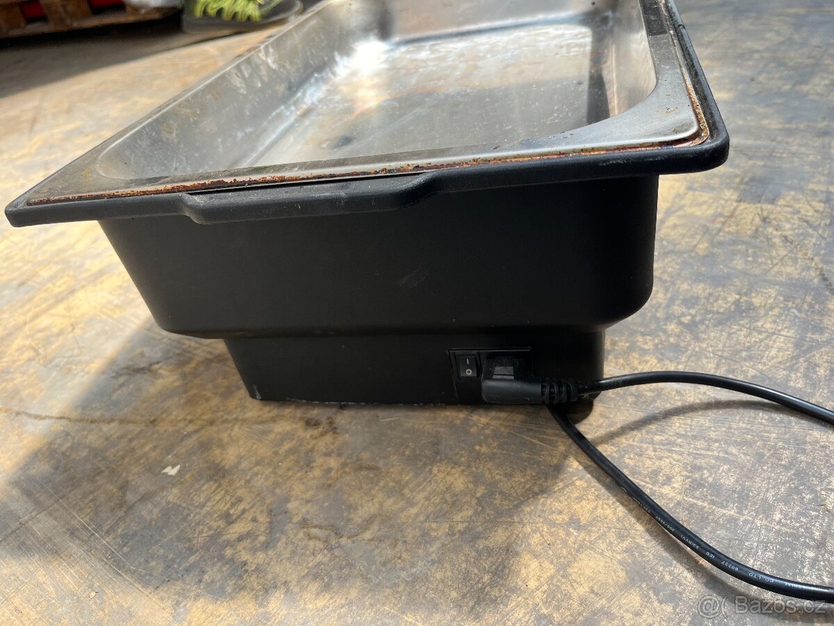 Elektrický chafing /stolní ohřívač - 2