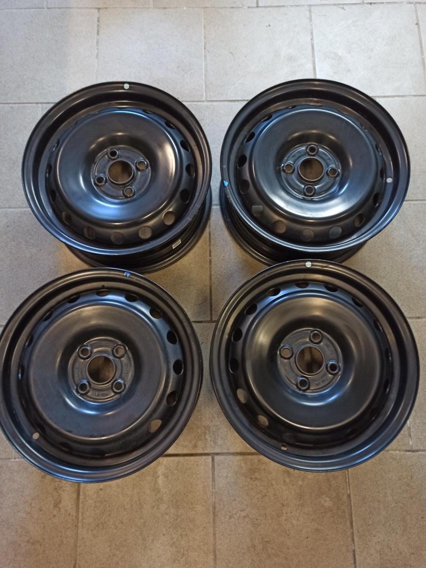 Plechové ráfky originál Hyundai 6Jx15 ET47 - 2