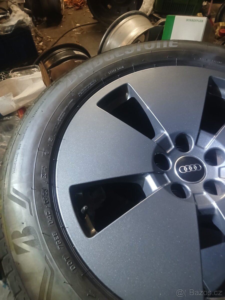 Kola Audi E-tron Top Stav - 2