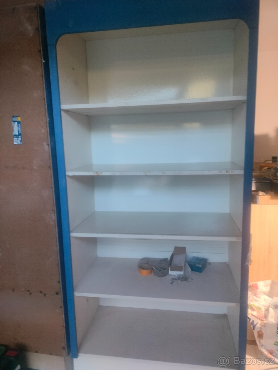 Prodám dřevěné regály - 2