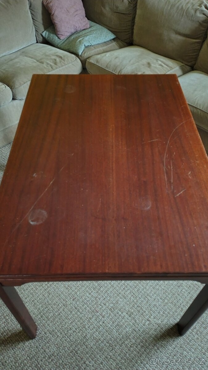 Jídelní stůl - rozkládací - 2