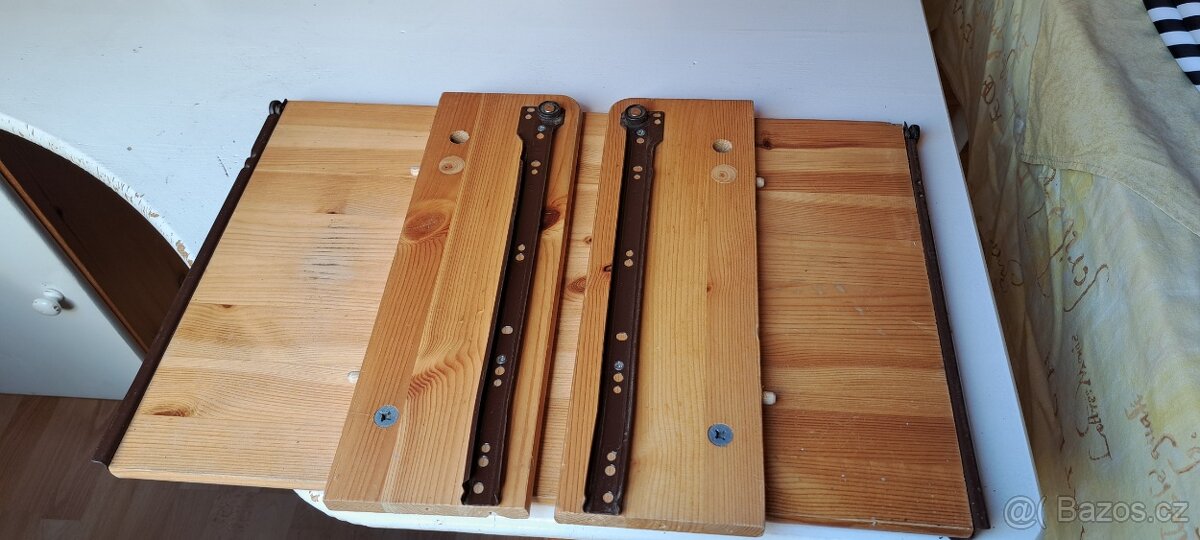 Psací stůl z masivu - 2