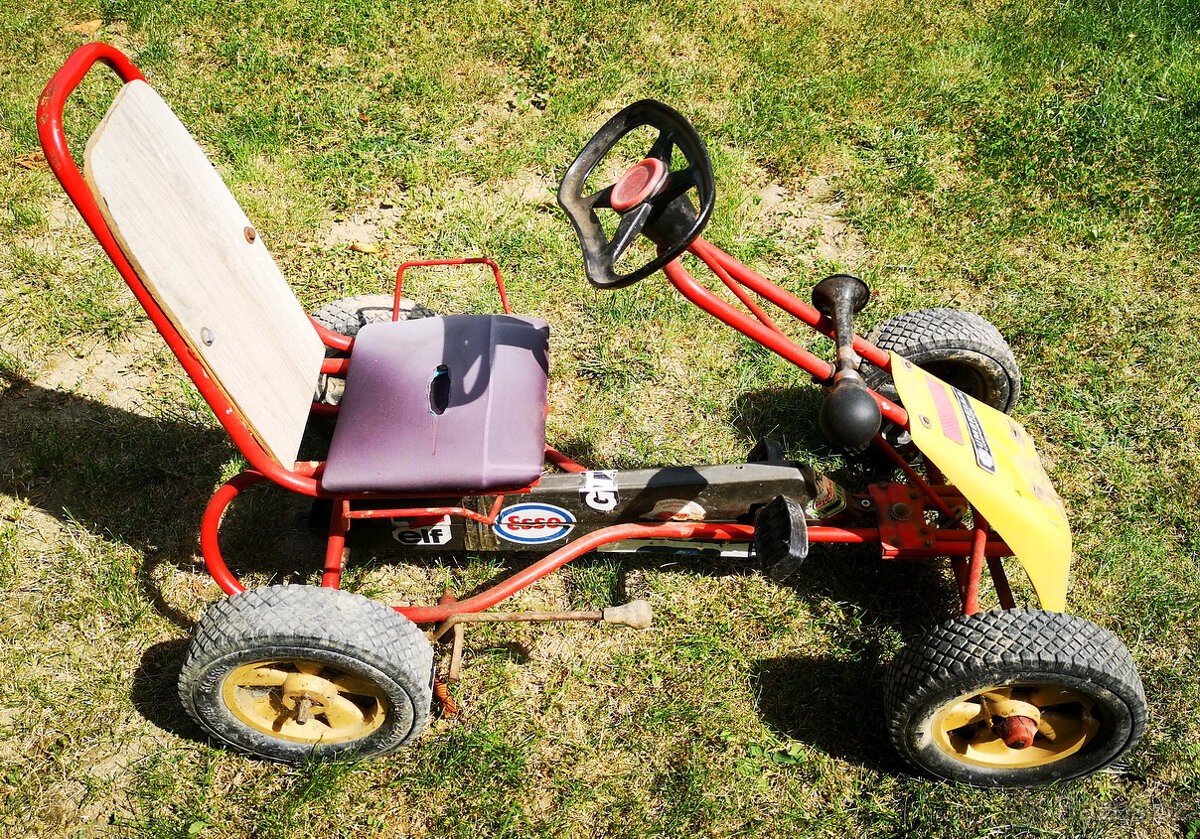 Darujem Autíčko s pedálmi - 2