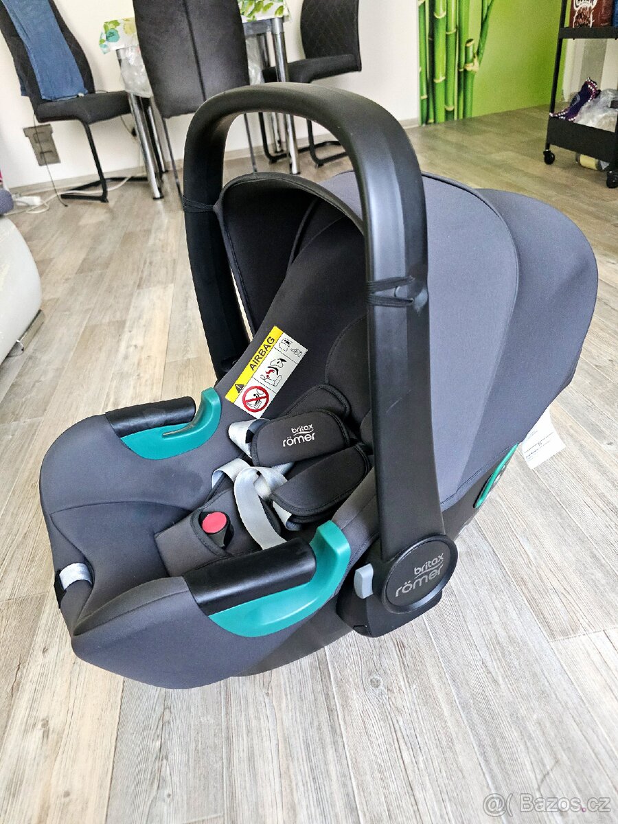 Britax Römer Baby safe 3 i-Size - 2