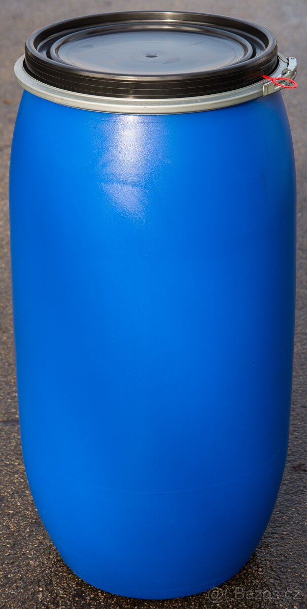 Plastové sudy 150l - 2
