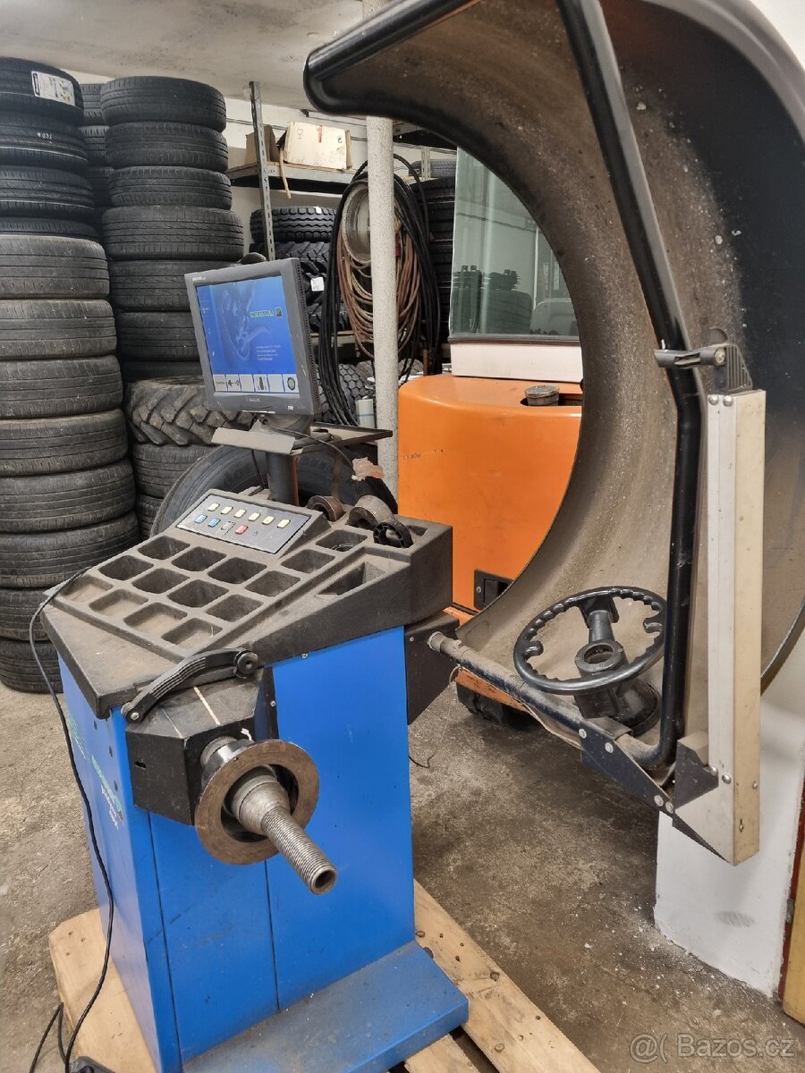 Vyvažovačka kol Hofmann Geodyna 4800 - 2