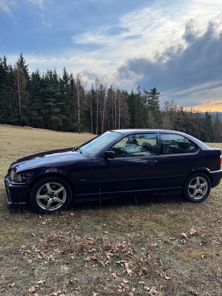 BMW e36 compact Techno violet - 2