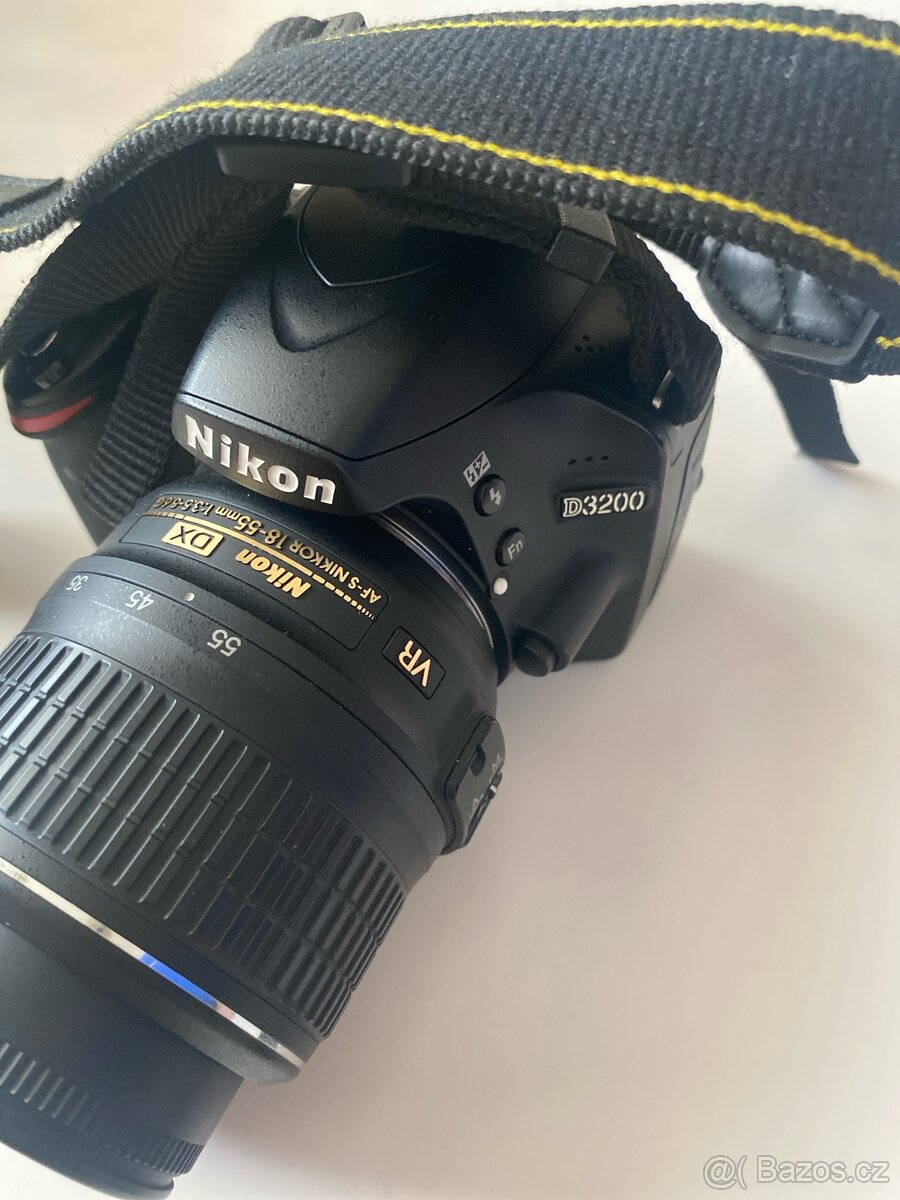 Nikon D3200 tělo + objektiv 18-55 mm - 2