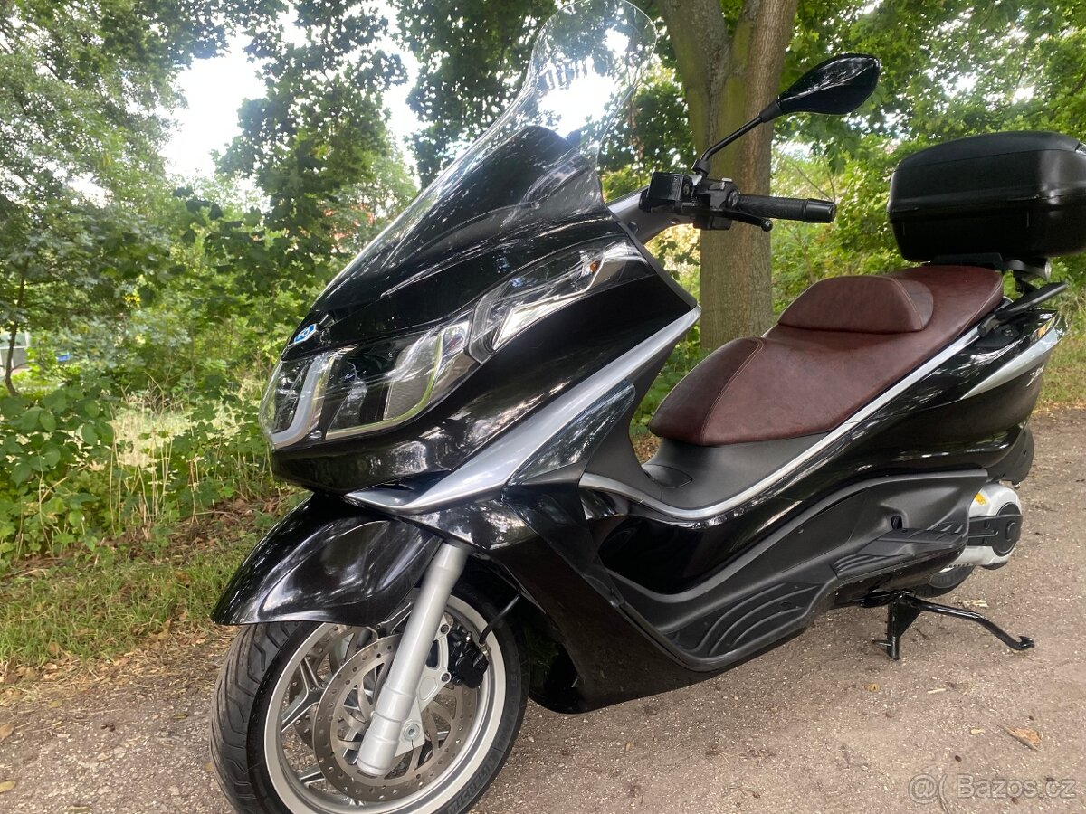 Piaggio X10 500 - 2
