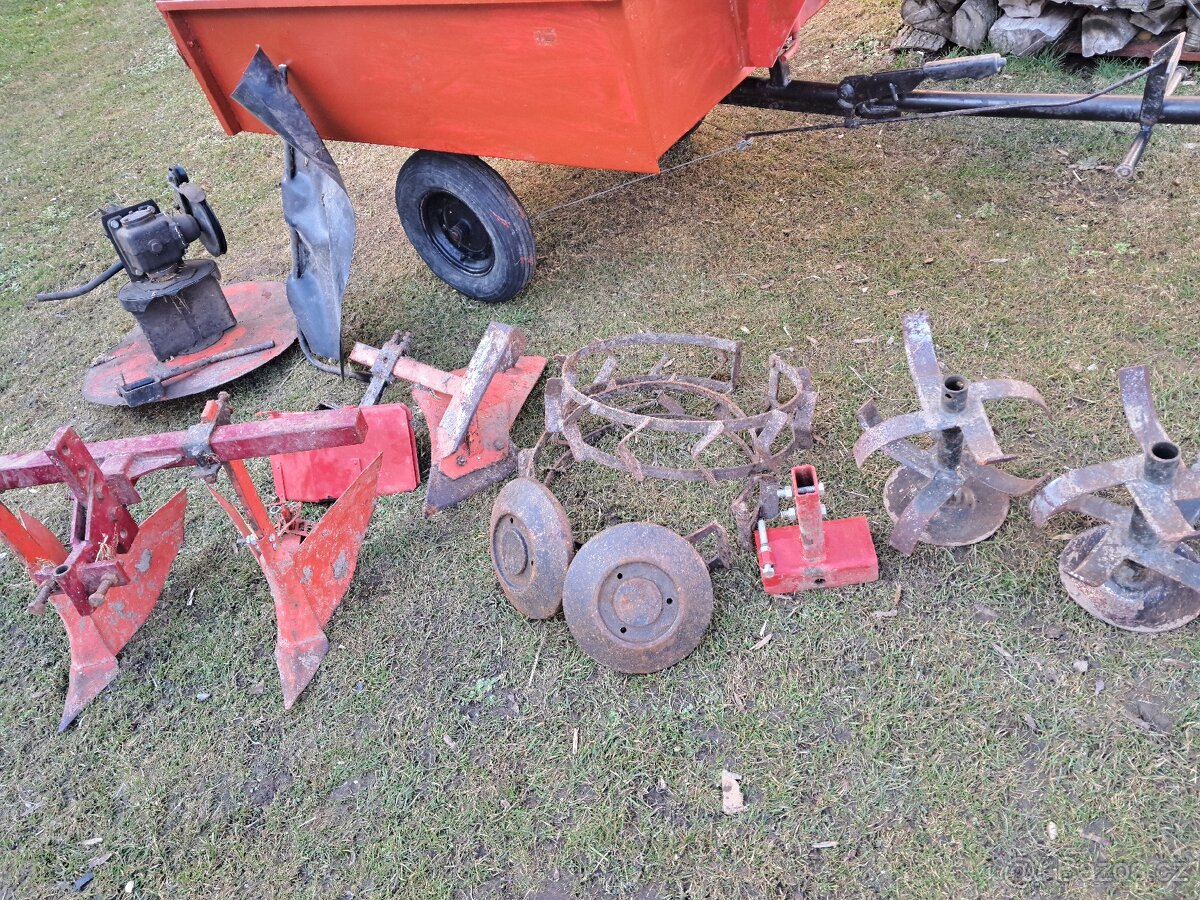 Traktůrek, sekačka, kultivátor - 2