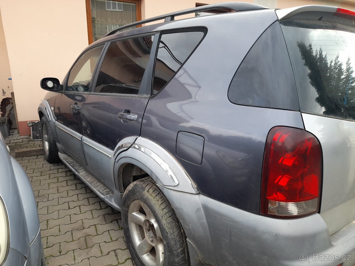Ssangyong Rexton 2.7 xdi 121 kw, automat