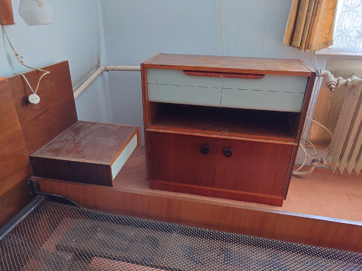 Retro postel a skříňka 60. léta - 2