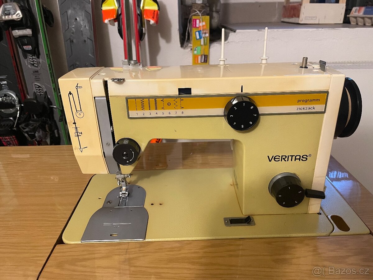 Šicí stroj Veritas - 2
