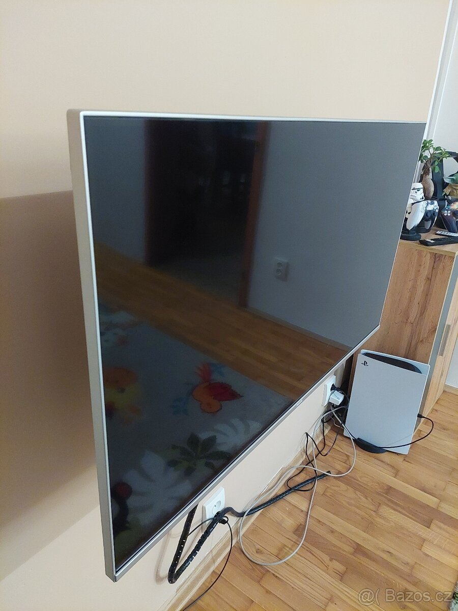 Televize Philips 4K AMBILIGHT, 43", 108cm - 2