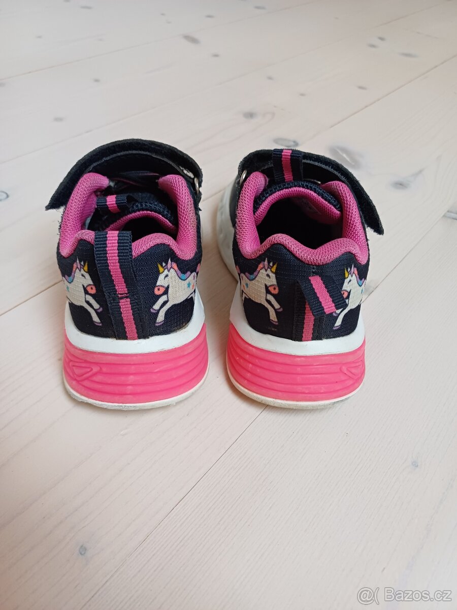 Dívčí blikací boty vel 24 - 2