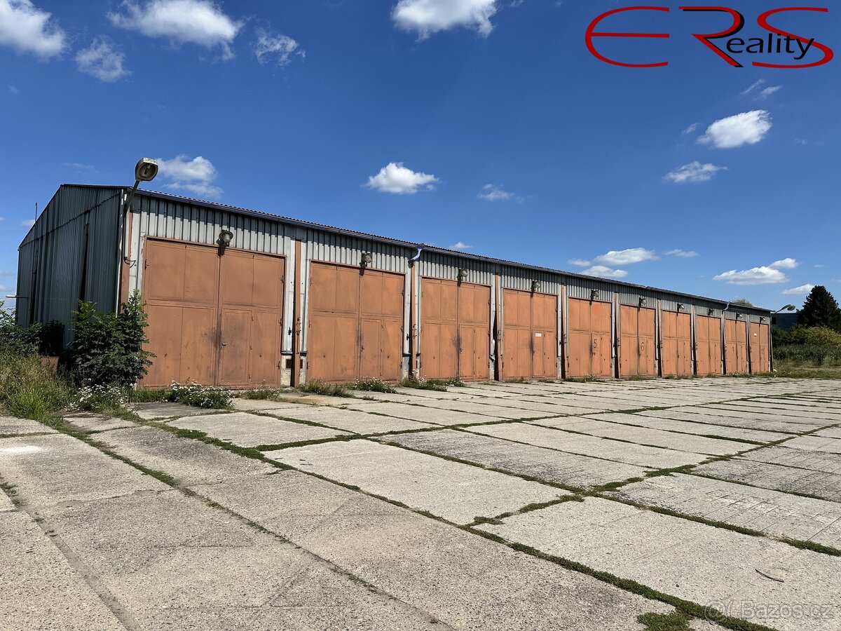 Areál - skladovací prostory Rožďalovice, pozemek 18 097 m² - 2