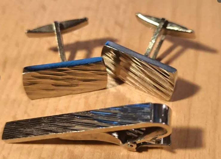 2 x retro manžetové knoflíky + spona na kravatu. - 2