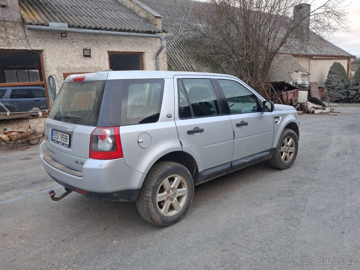 Land Rover Freelander - 2