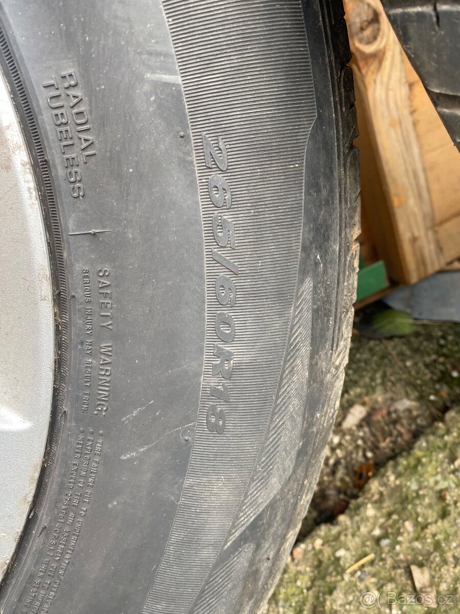 Prodej originál kol Mitsubishi R18 - 2