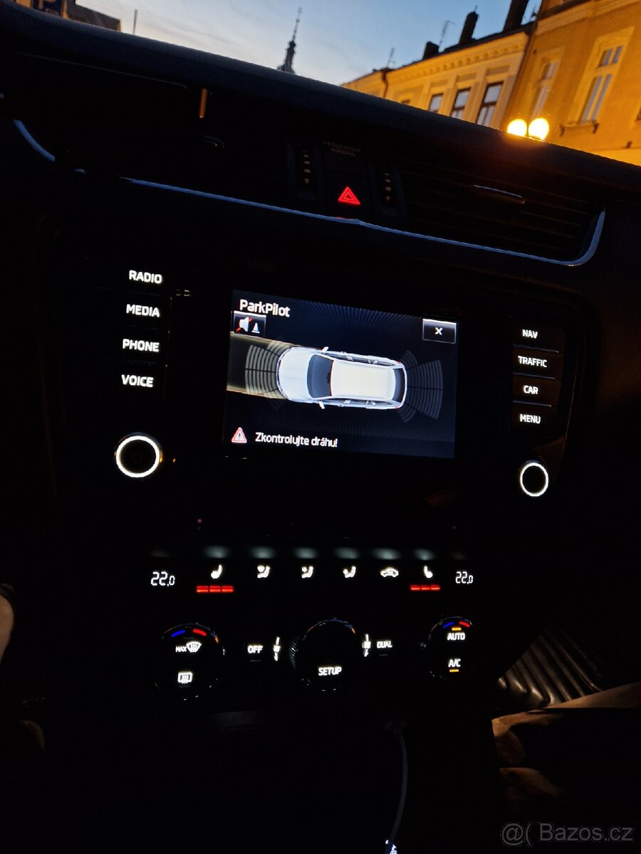 Radio octavia 3 DAB NAVI MIB1 - 2