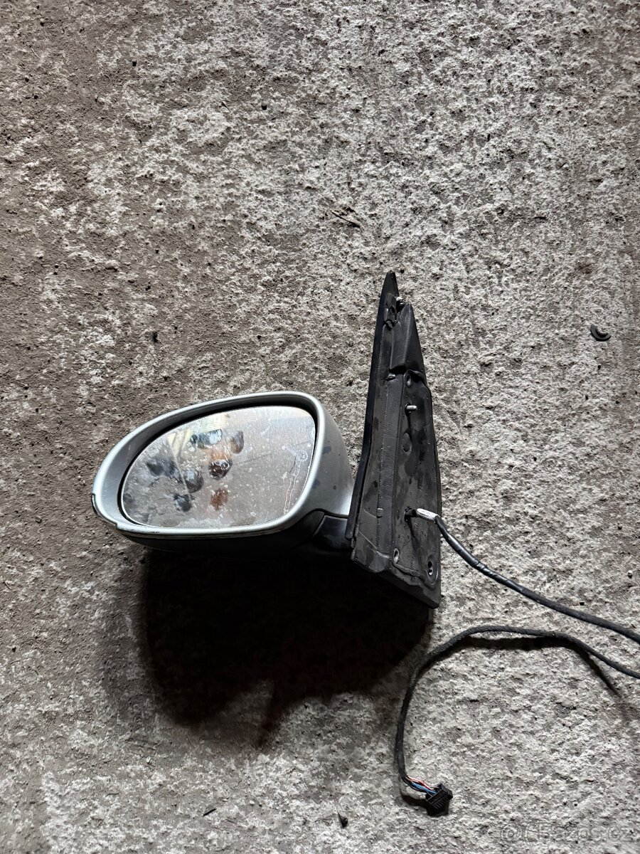 Zpětné levé zrdcátko Superb 1 - 2