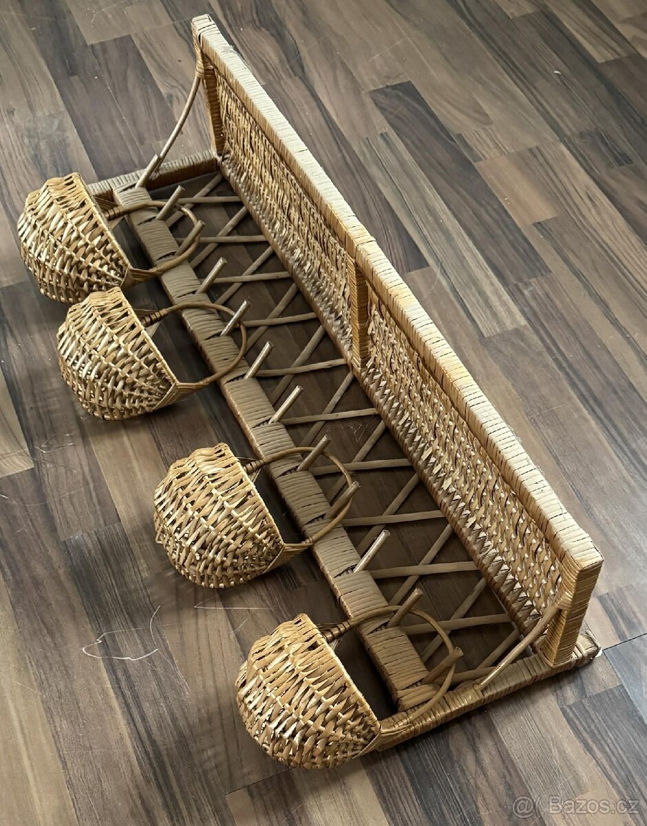 Polička a košíčky - 2