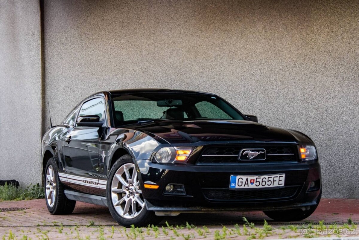 Ford Mustang 4.0L V6 - 2