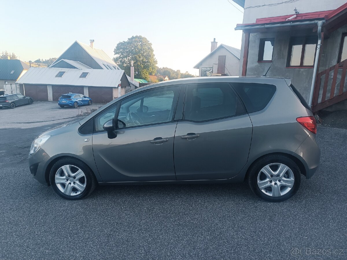 Opel Meriva 1.4 88kw benzin - 2