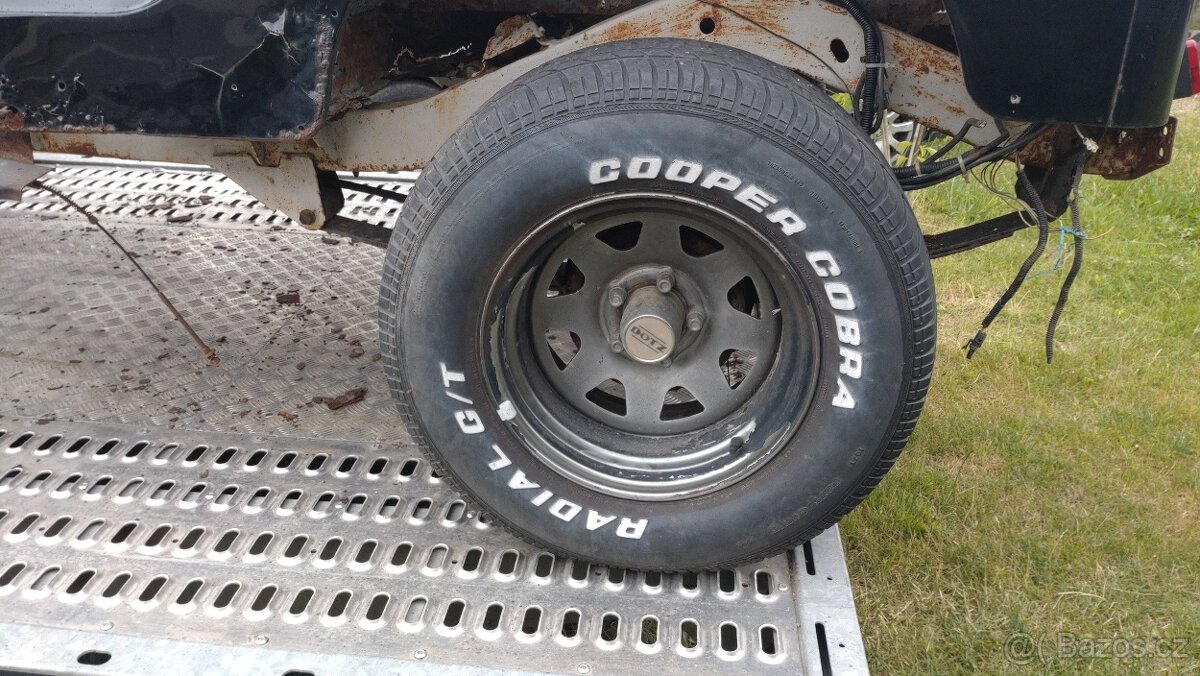 Kola 275/60 R15 Jeep Wrangler