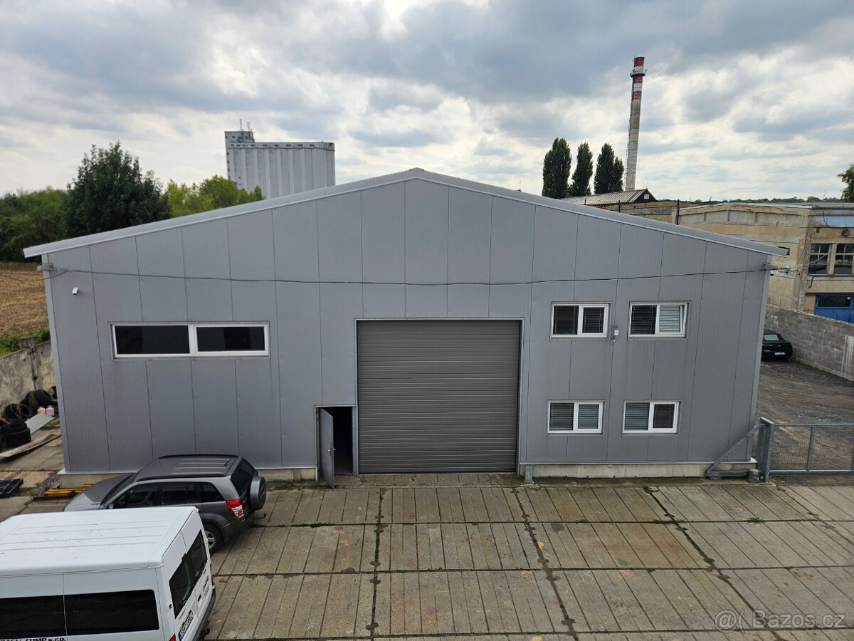 Pronájem výrobní haly, prostoru 600 m² Slaný, Pražská - 2