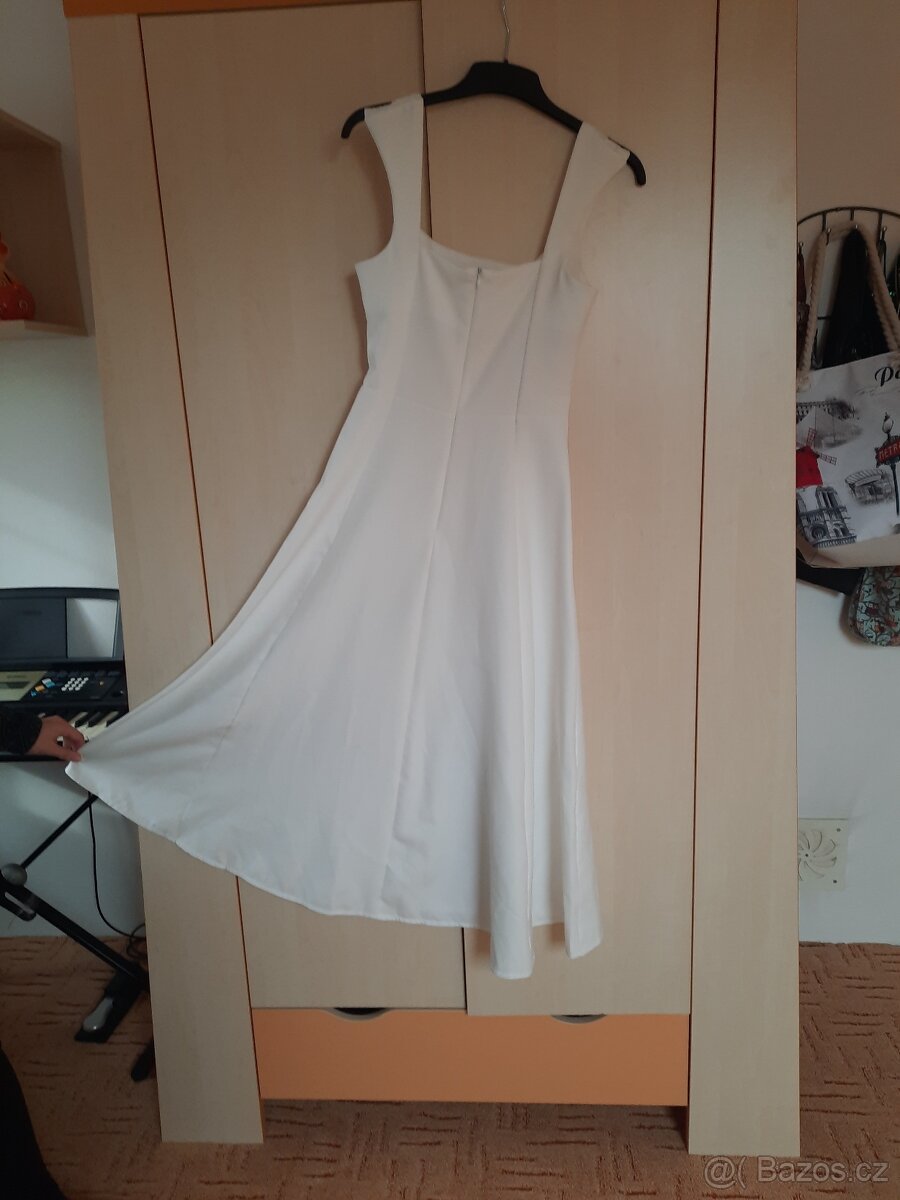 Bílé šaty do tanečních - 2