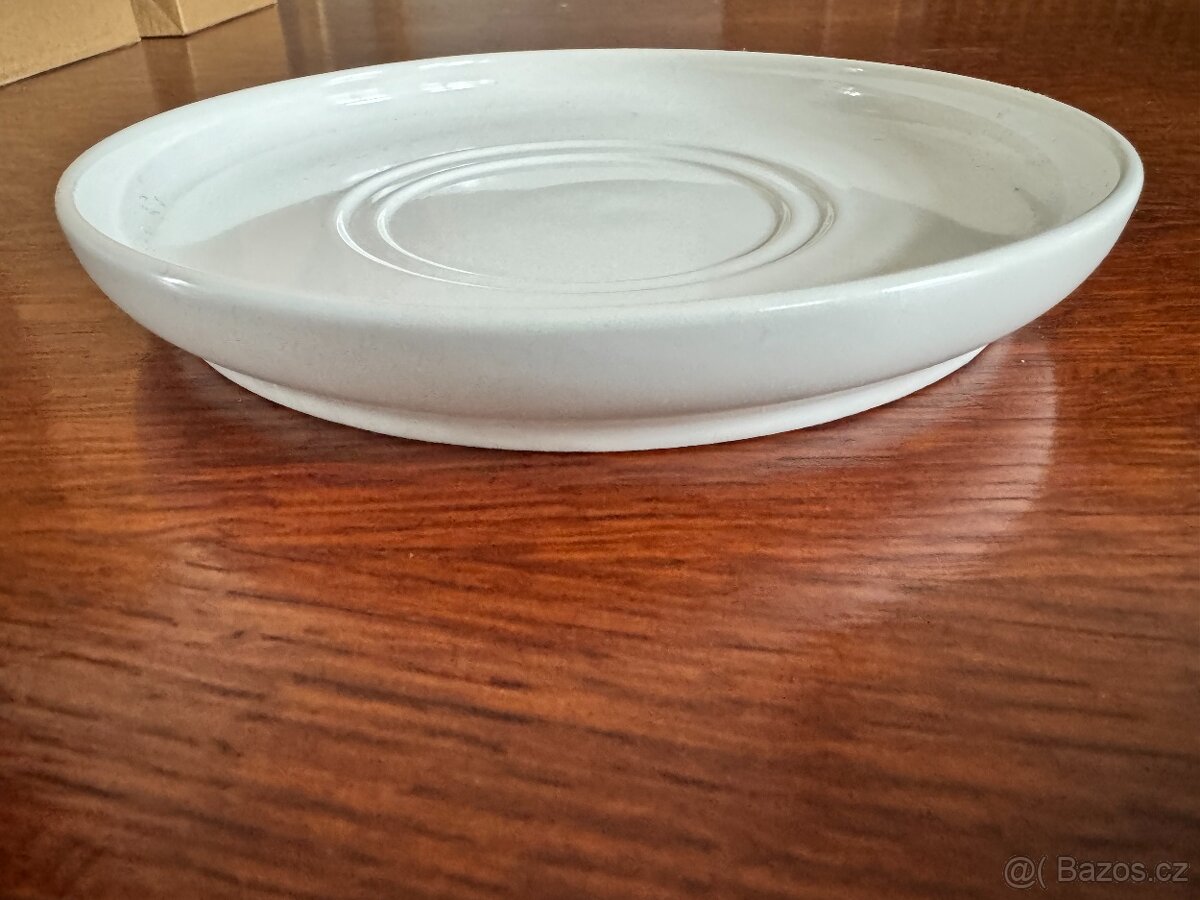 Talířek makronka bílá - 29x - 2