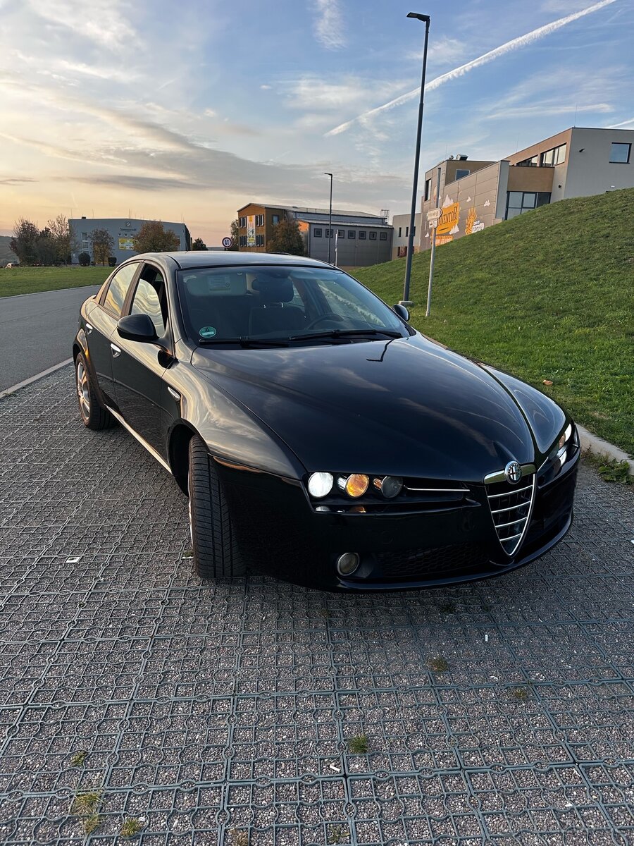 Alfa Romeo 159 2.2 JTS Sedan - 2