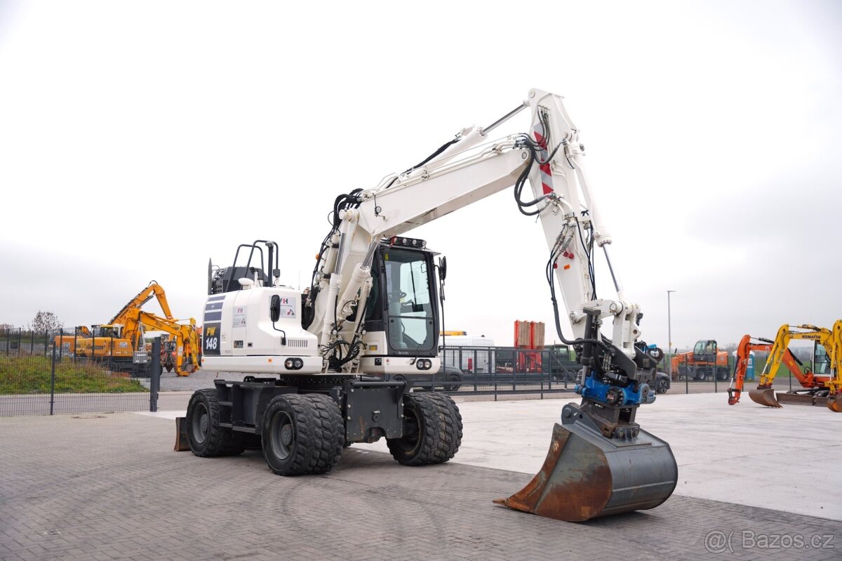 Kolový bagr KOMATSU PW148-11 - 2