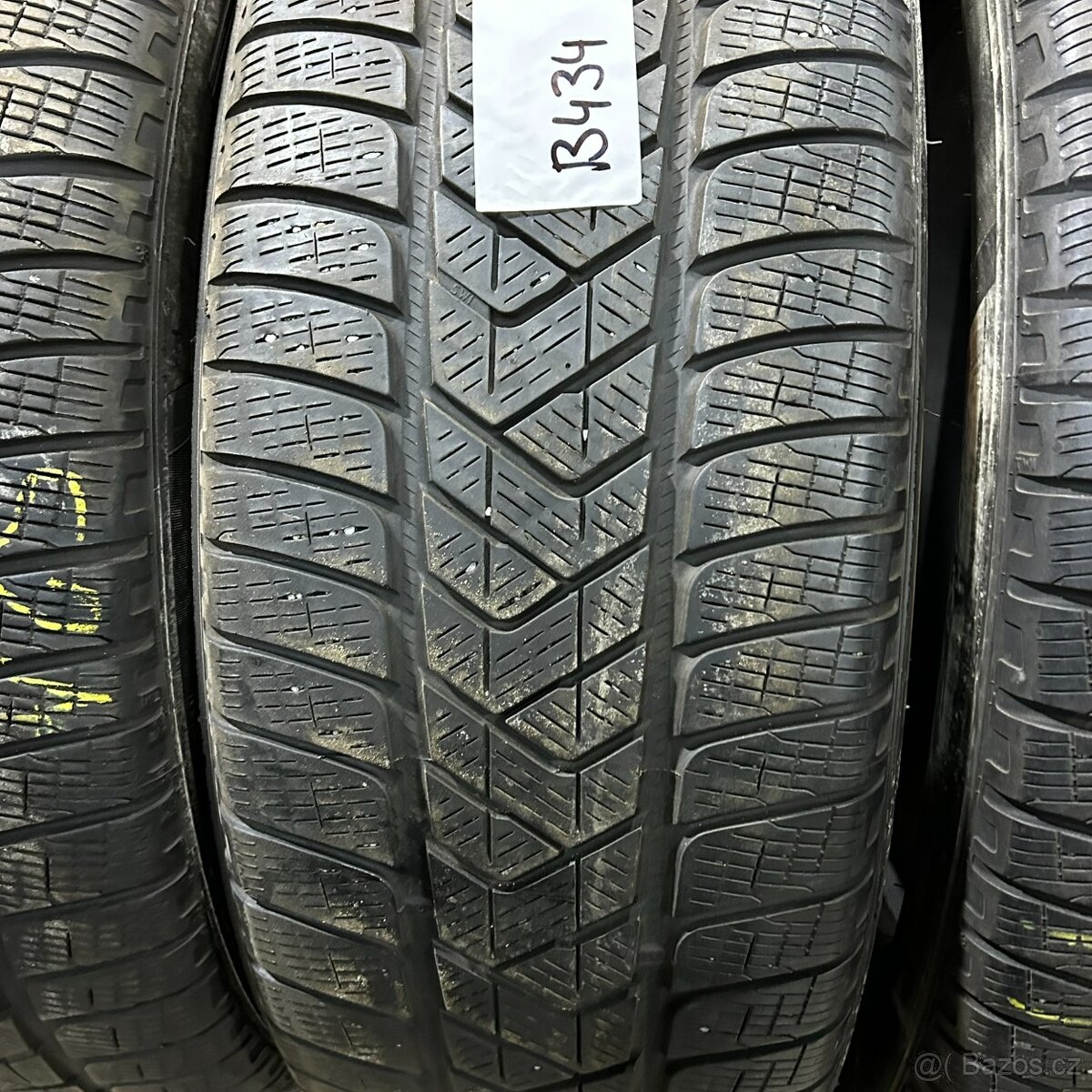 Zimní pneu 235/55 R20 105h Pirelli 5,5mm - 2