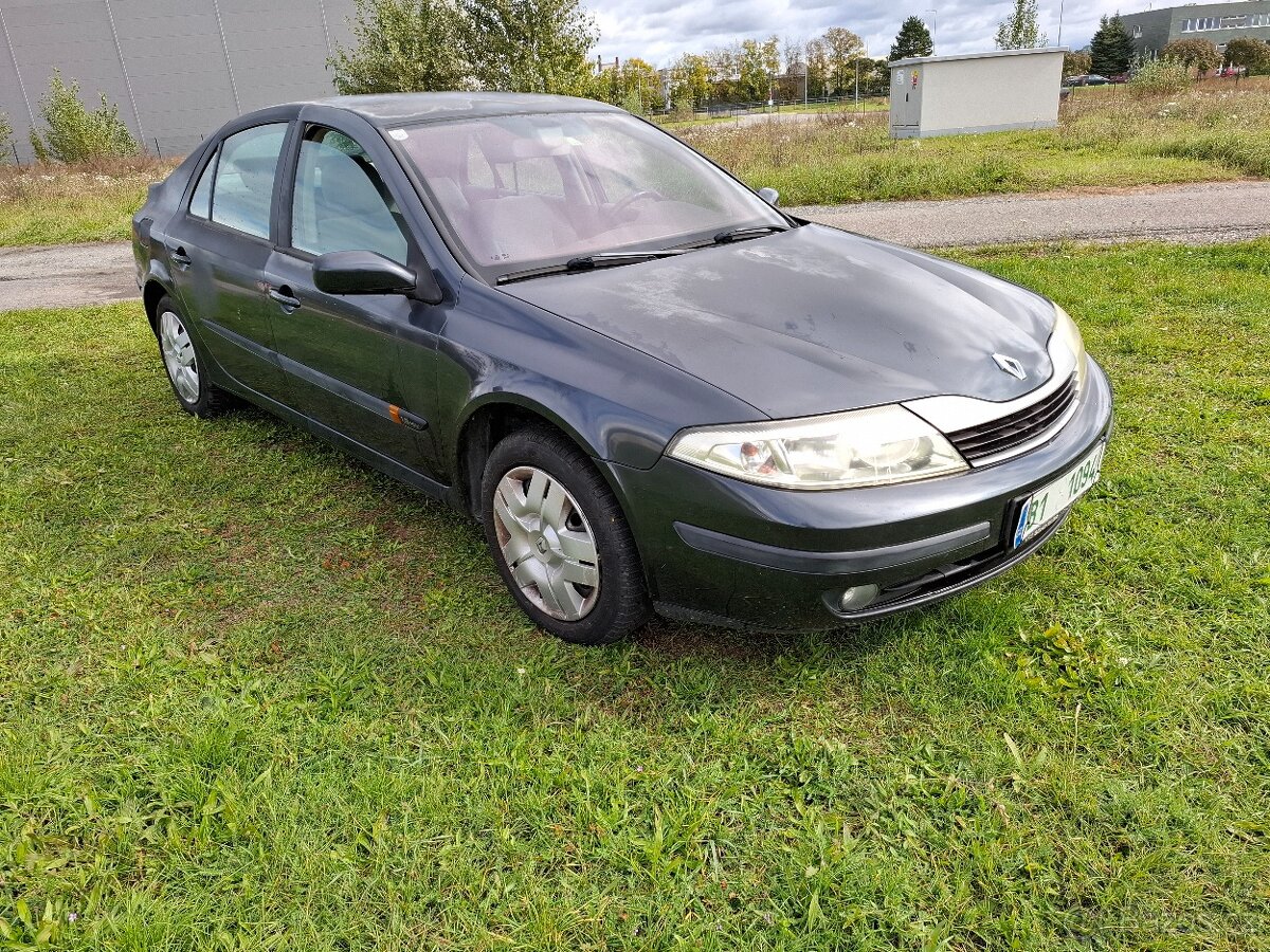 Renault Laguna 1.8i Klima Model 2003../// Na opravu/// - 2