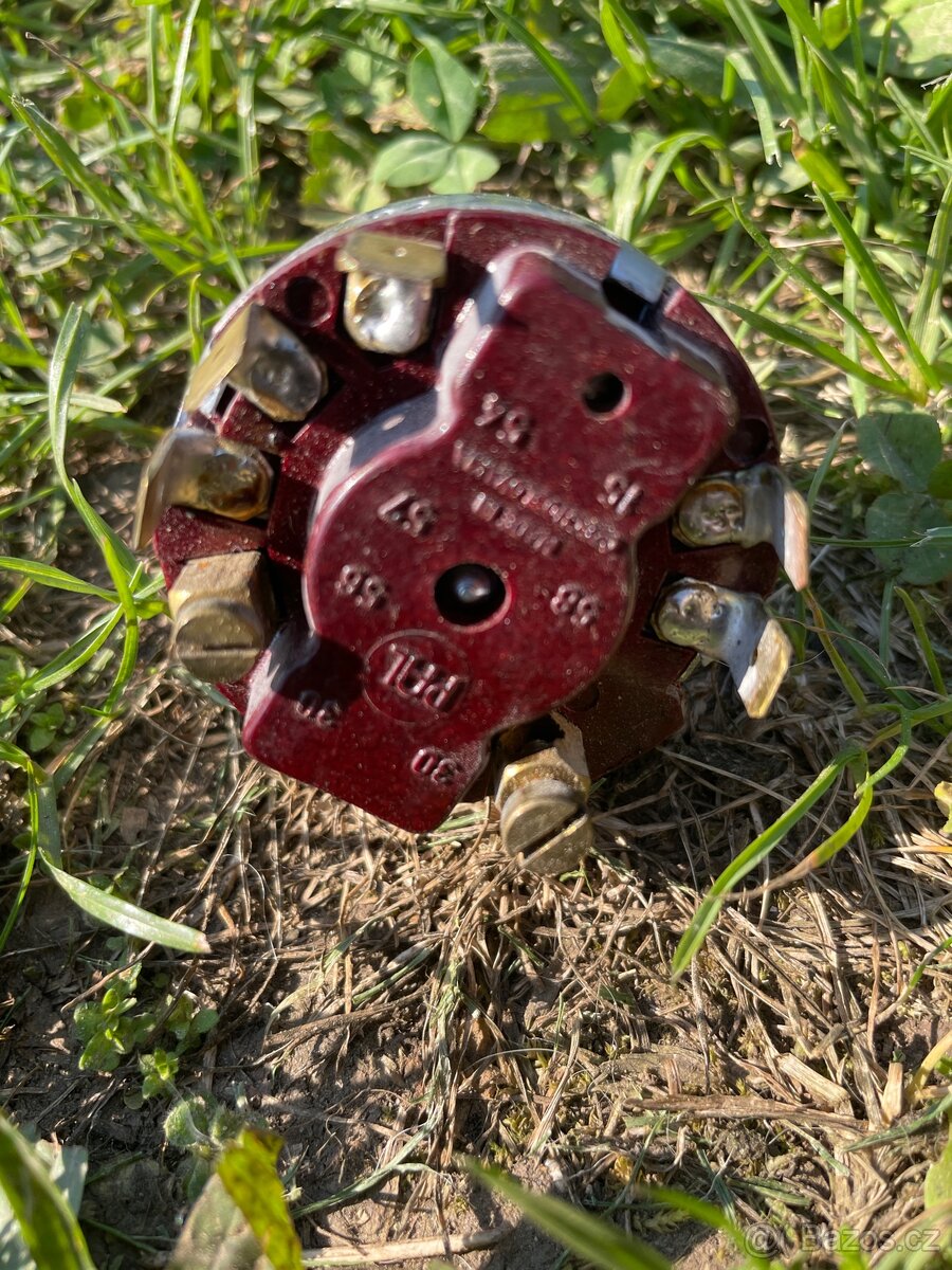 JAWA KÝVAČKA PANELKA 250 350 SPÍNACÍ SKŘÍŇKA PA - 2