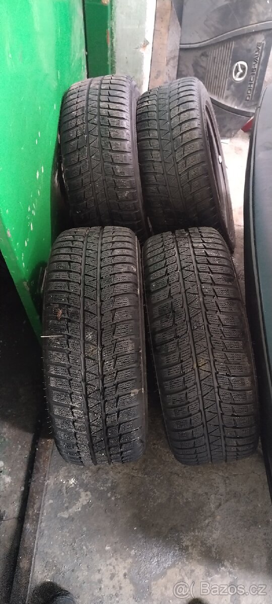 Kola BMW se zimními pneumatikami 205/55 /16 - 2