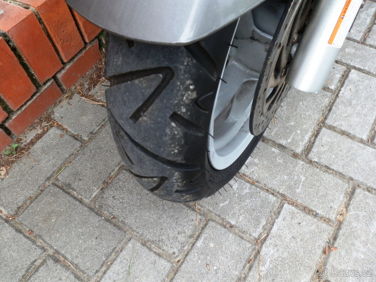 Aprilia Atlantic 500 Sprint - 2