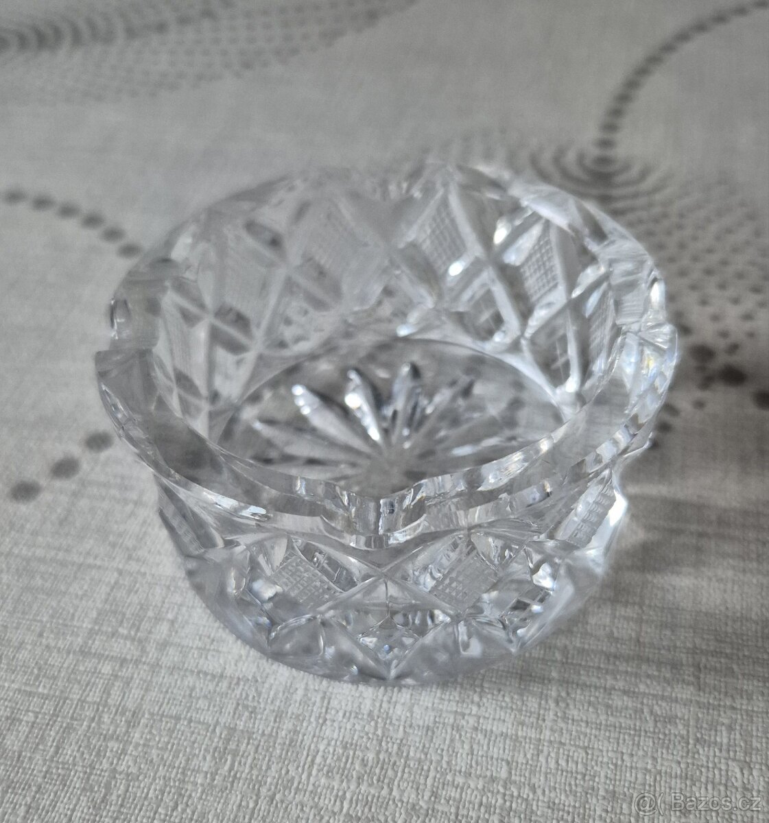 Truhlička, popelník, šálek - 2