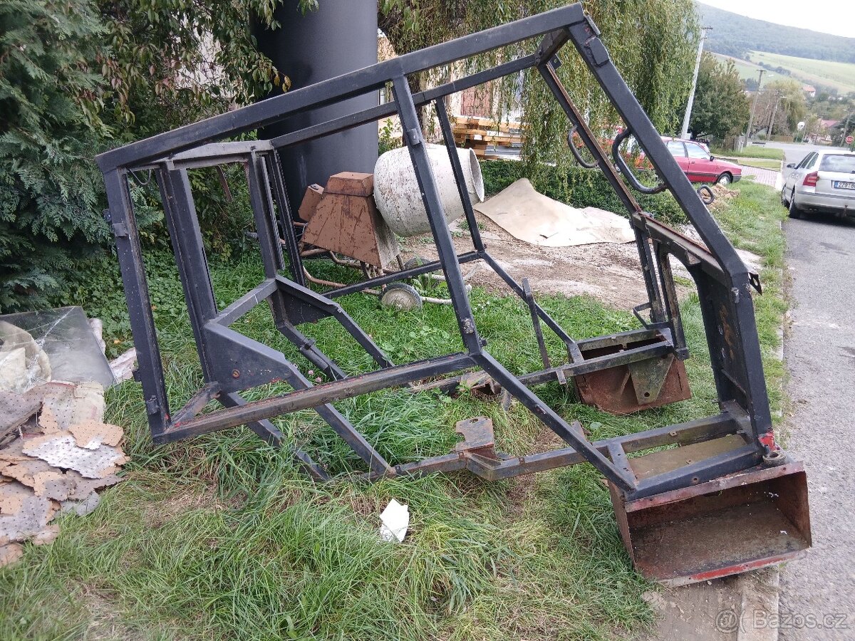 Rám kabiny Zetor (6911) - 2