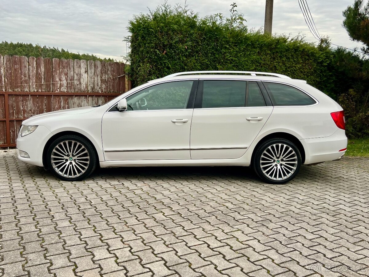 Škoda Superb 2,0 TDi L&K DSG PANORAMA / 2013 - 2