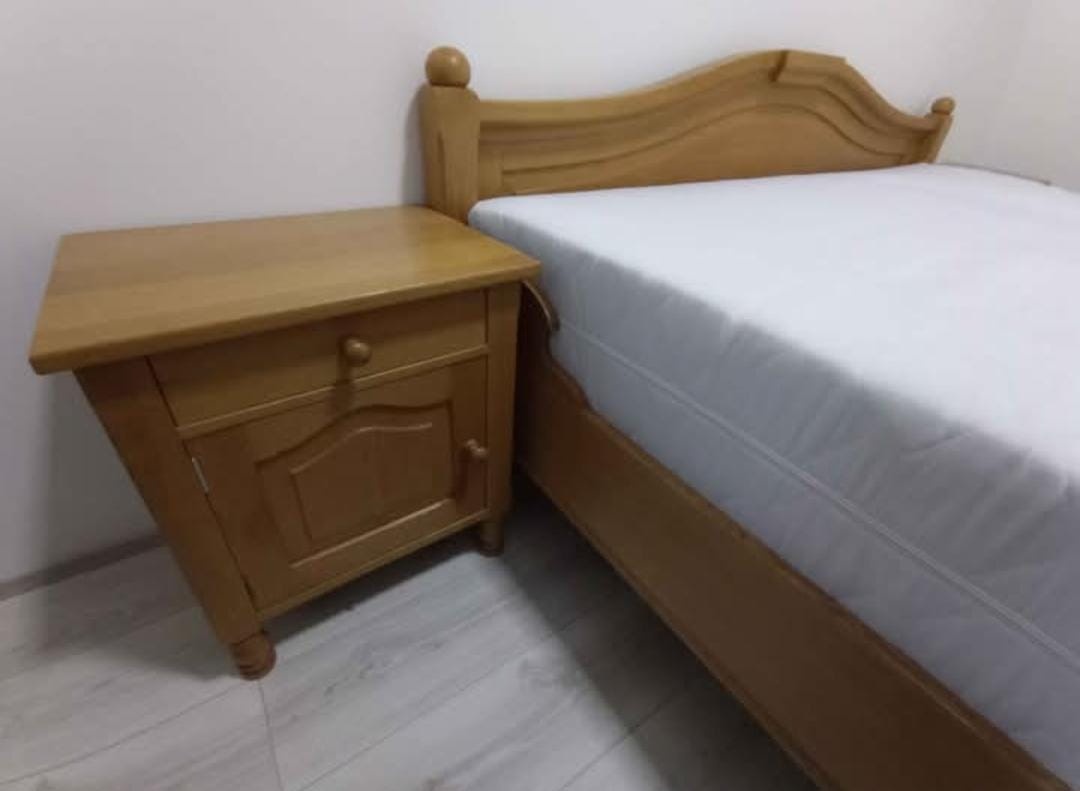 Postel masiv 200x200 - 2