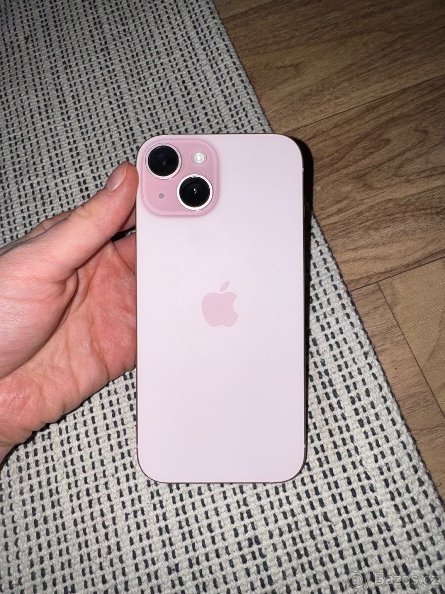 iPhone 15 růžový 128gb - 2