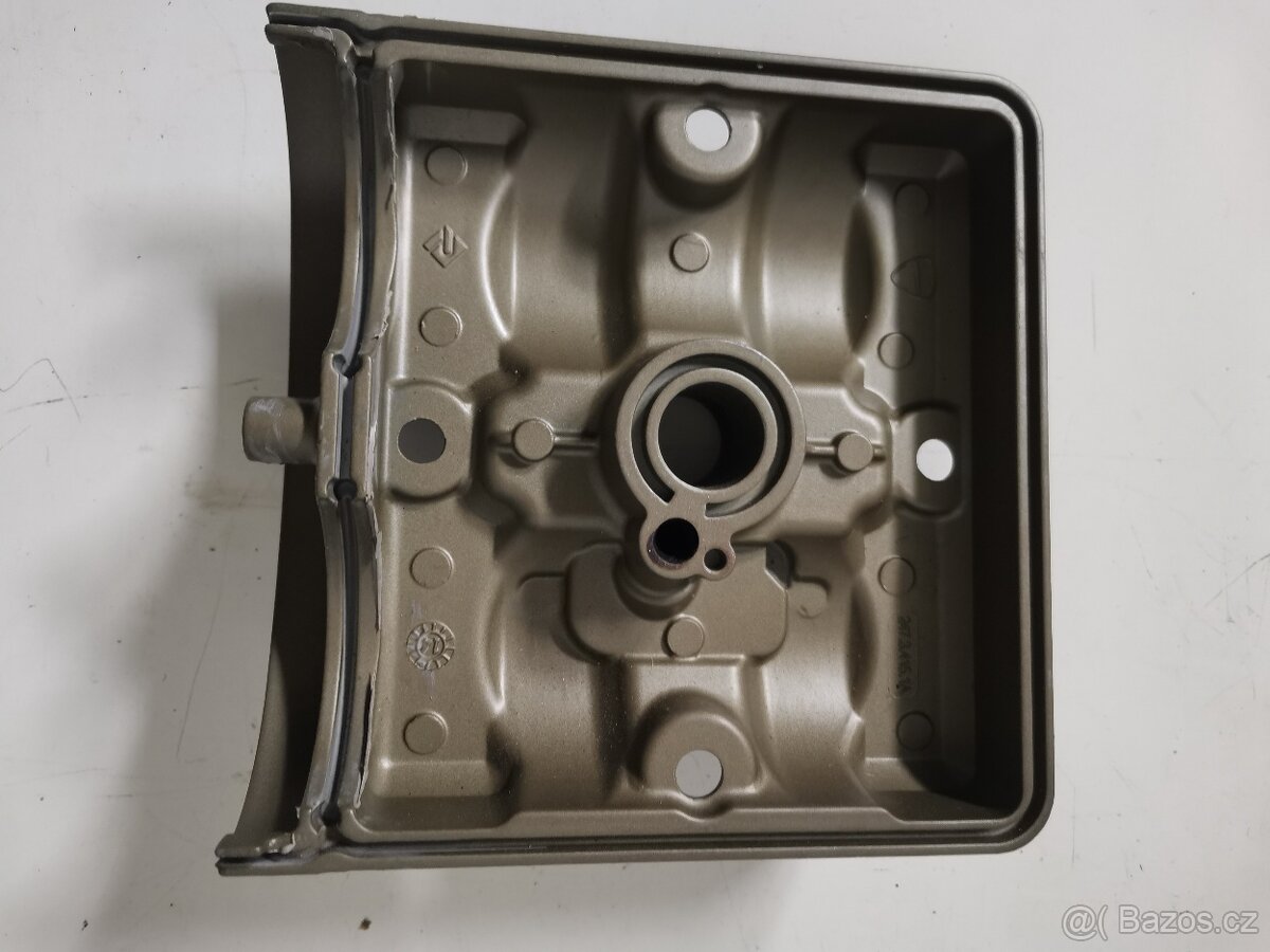Ducati víko ventilu hlavy motoru - 2