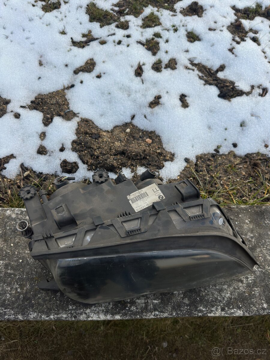 Přední pravé světlo BMW E46 - 2